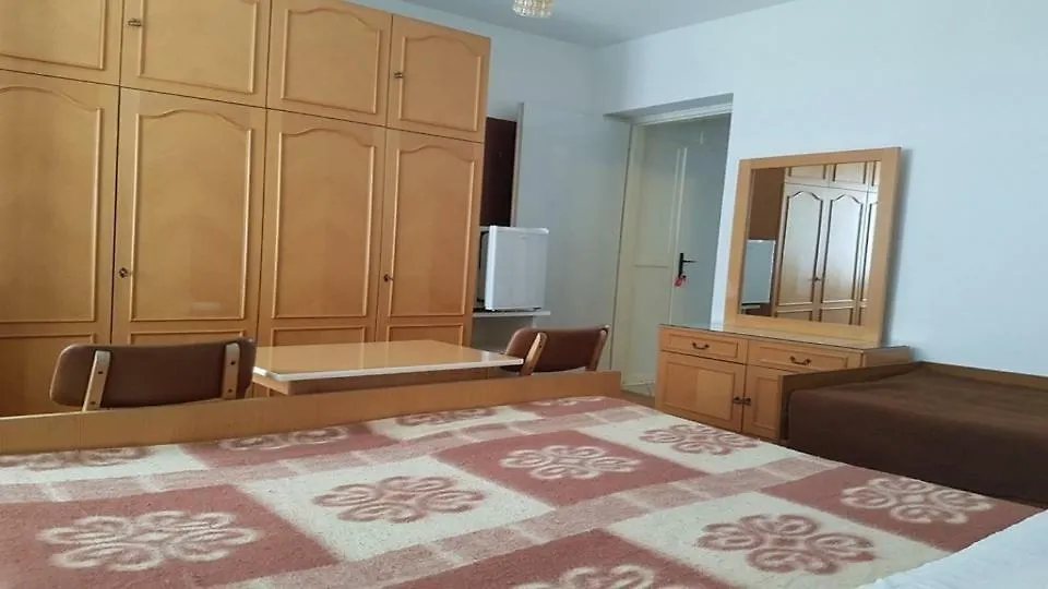 באסקה Apartments & Room Jagoda בית הארחה