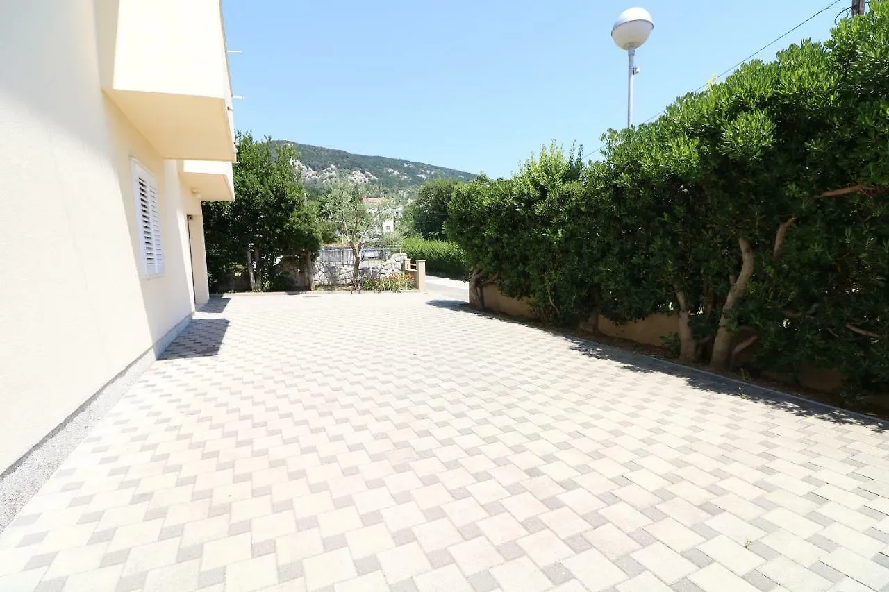 Apartments & Room Jagoda